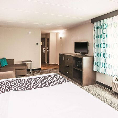 La Quinta By Wyndham Sturbridge Hotell Eksteriør bilde