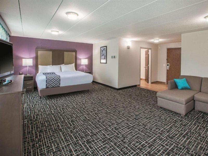 La Quinta By Wyndham Sturbridge Hotell Eksteriør bilde