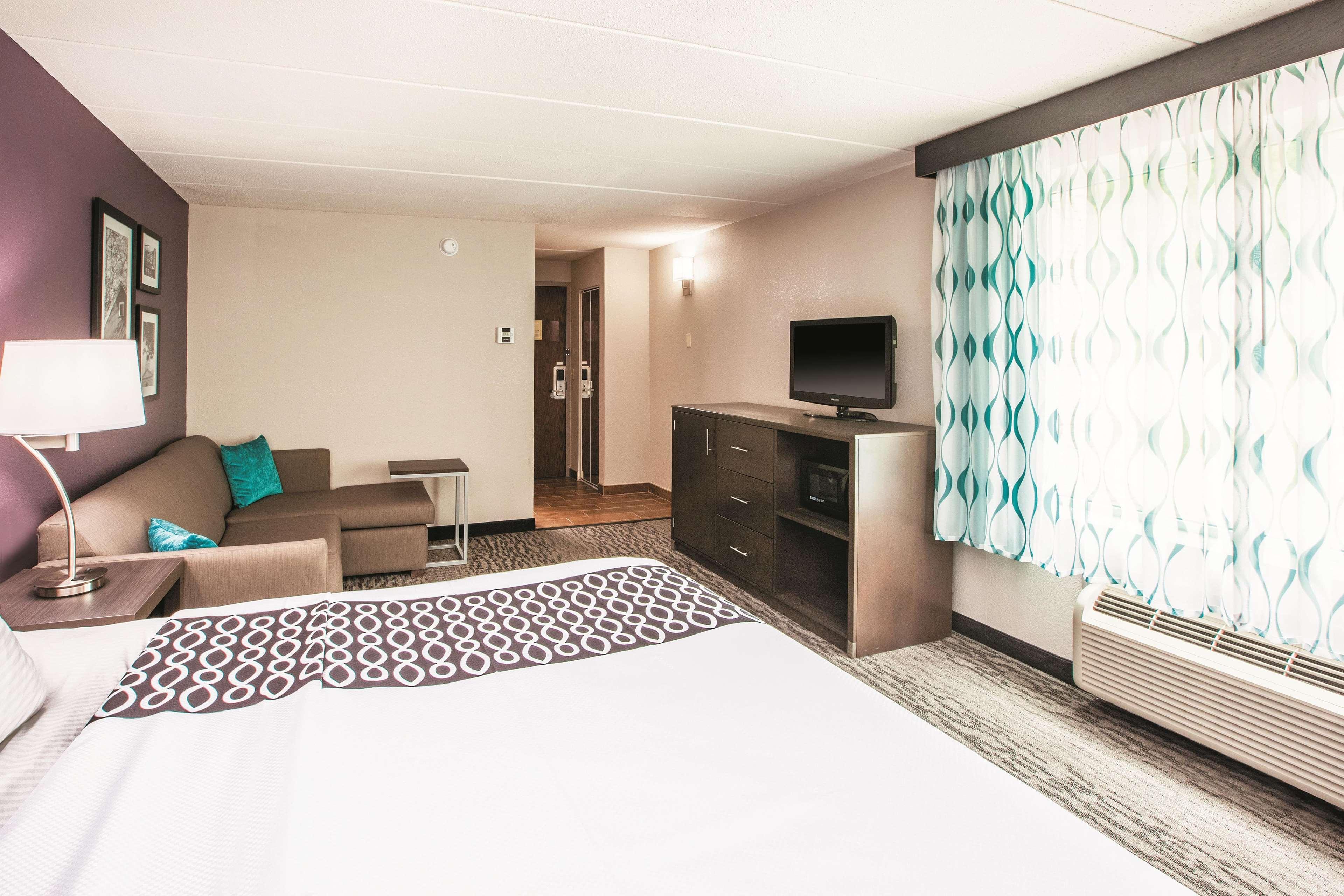 La Quinta By Wyndham Sturbridge Hotell Eksteriør bilde