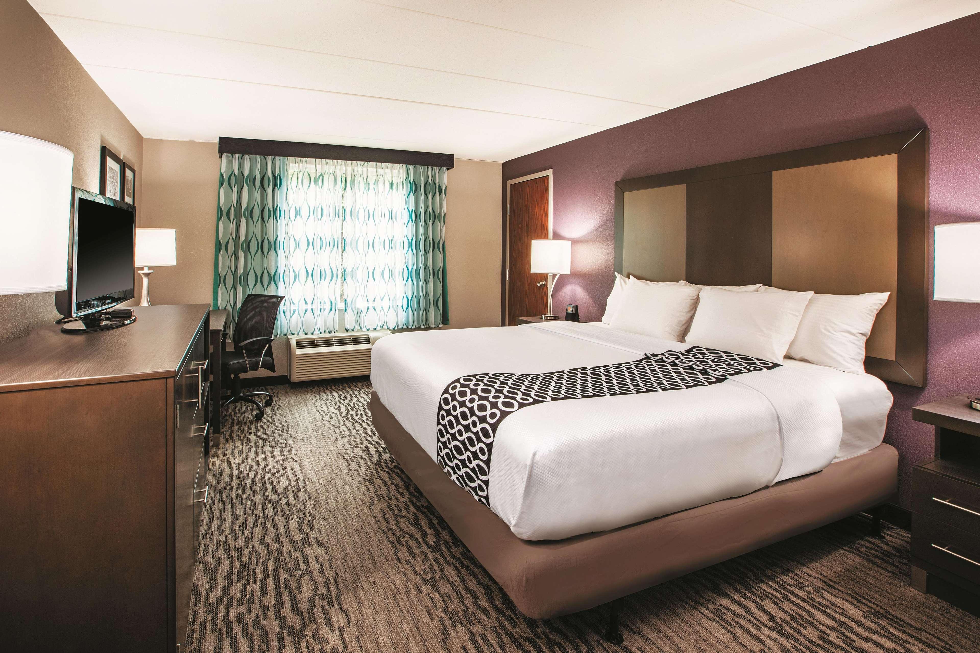 La Quinta By Wyndham Sturbridge Hotell Eksteriør bilde