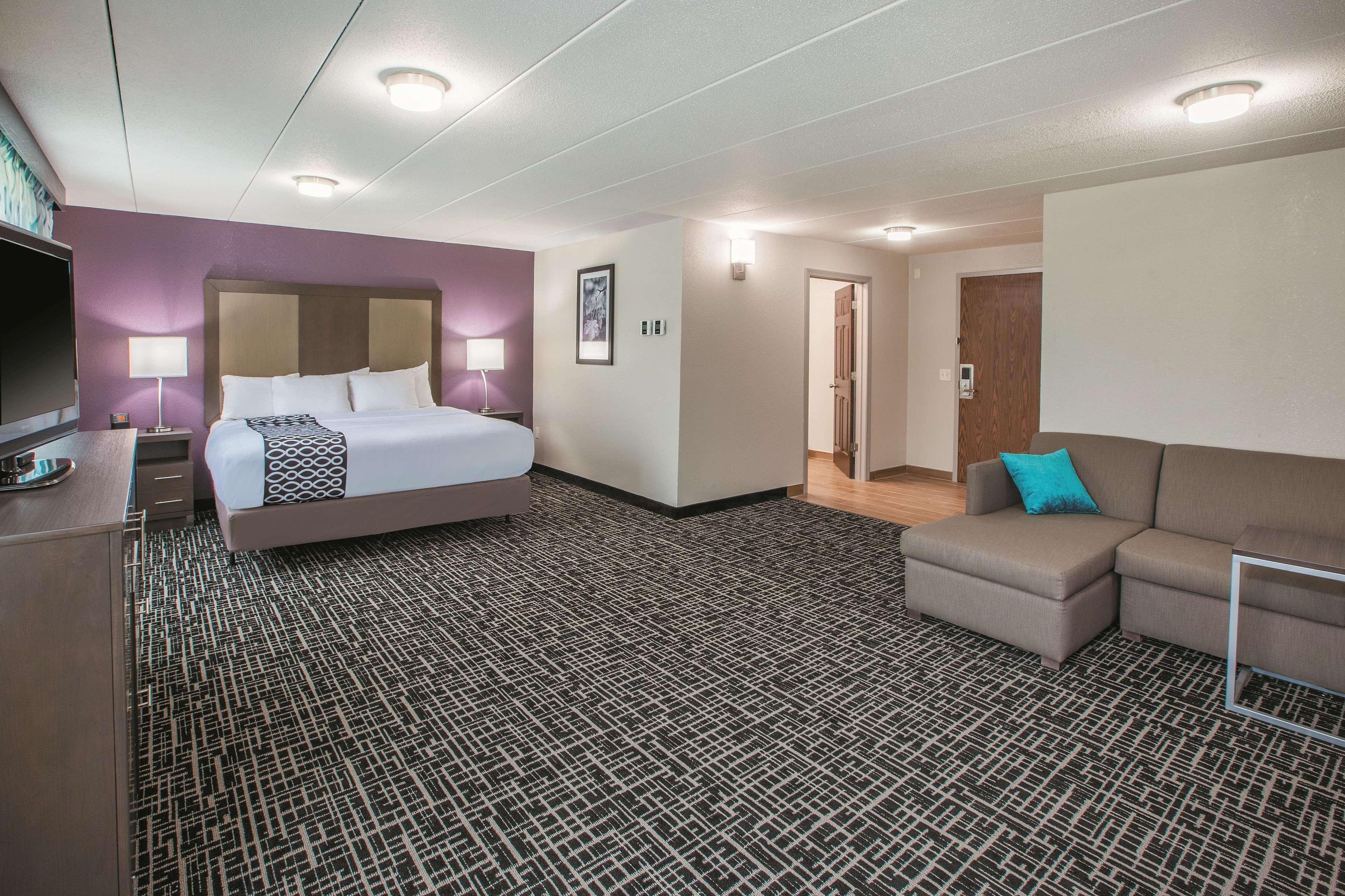 La Quinta By Wyndham Sturbridge Hotell Eksteriør bilde